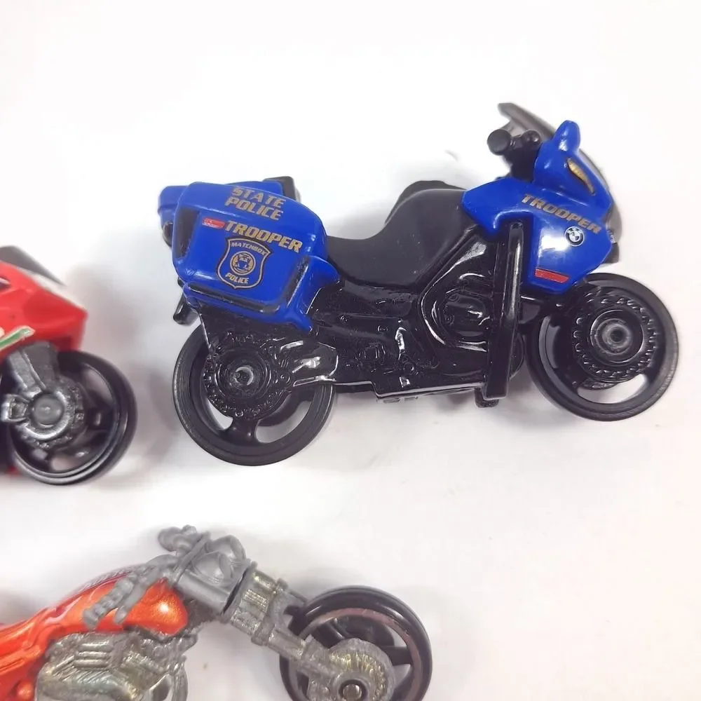 Hot Wheels Ducati 1199 Panigale Red thrill racer blast lane matchbox bmw police